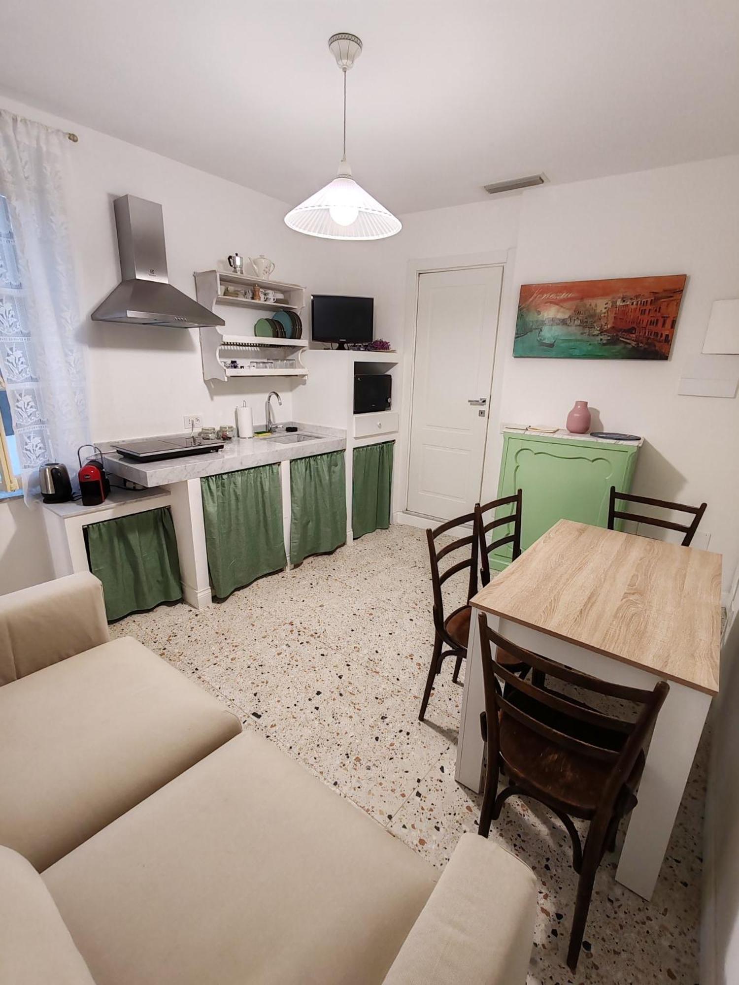 La Scalinata Apartment บอร์ดิเกรา ภายนอก รูปภาพ